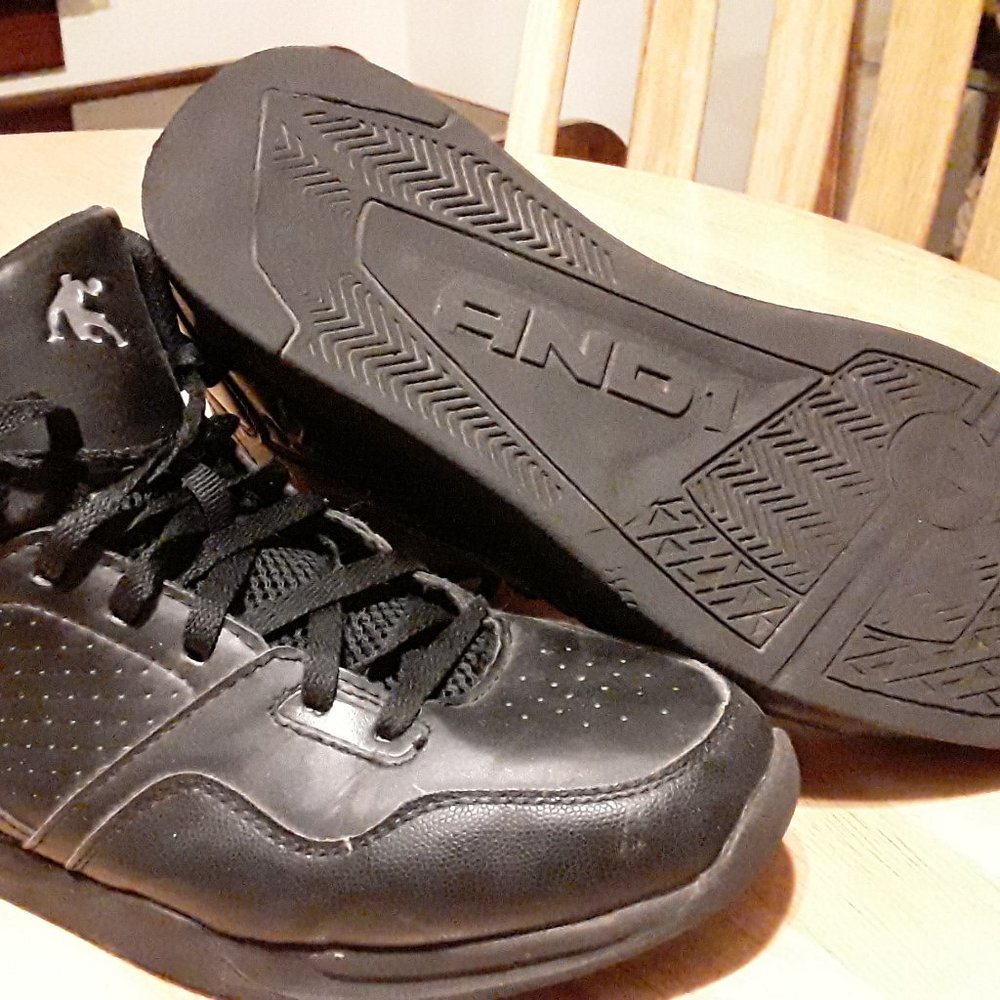 Men's And1 Black Sneakers